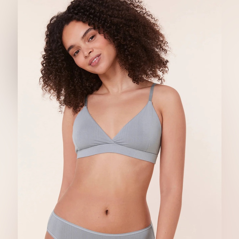 🆕 Andie Triangle Bralette, New with Tags